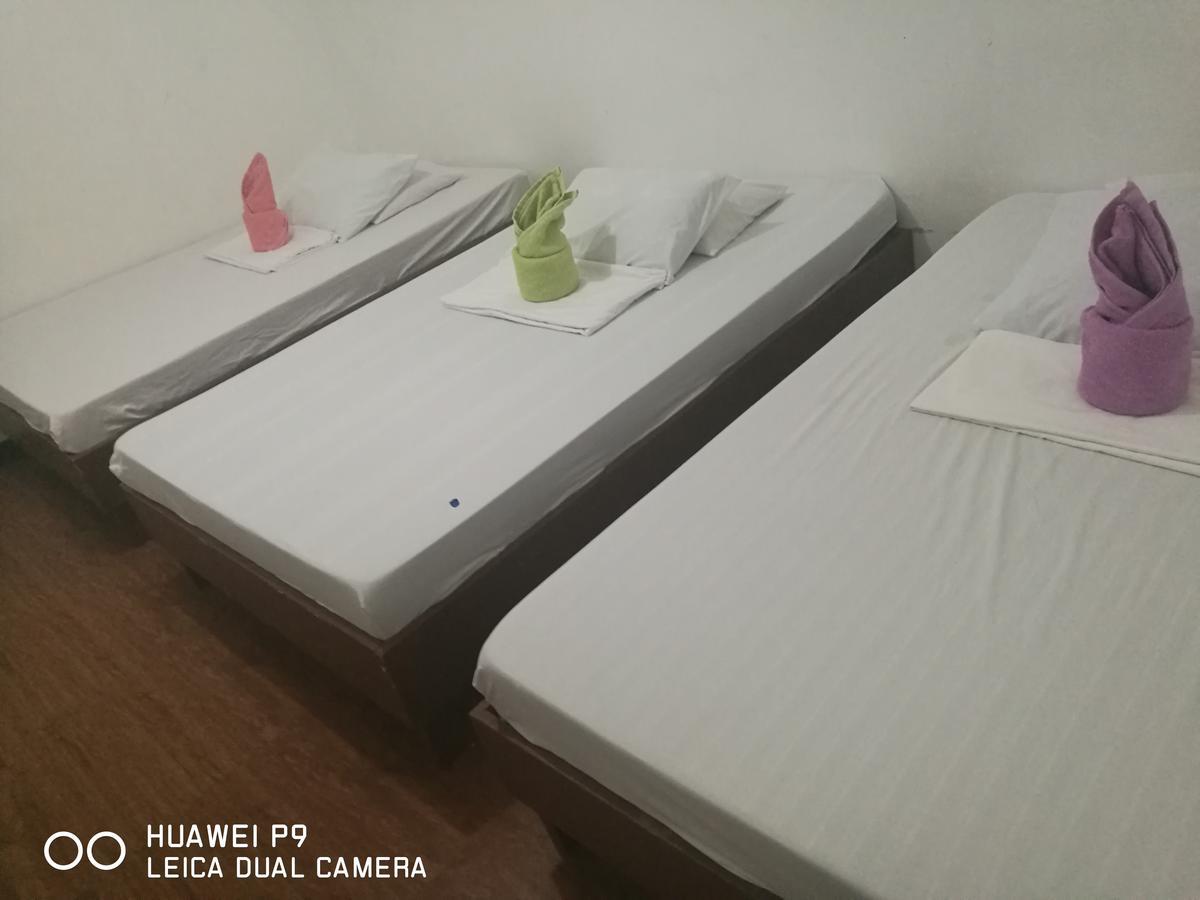 Luzon Inn Vigan Esterno foto